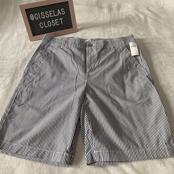 𝅺nwt Gap 9″ Khaki Bermuda Shorts Size 6 - Picture 4 of 9